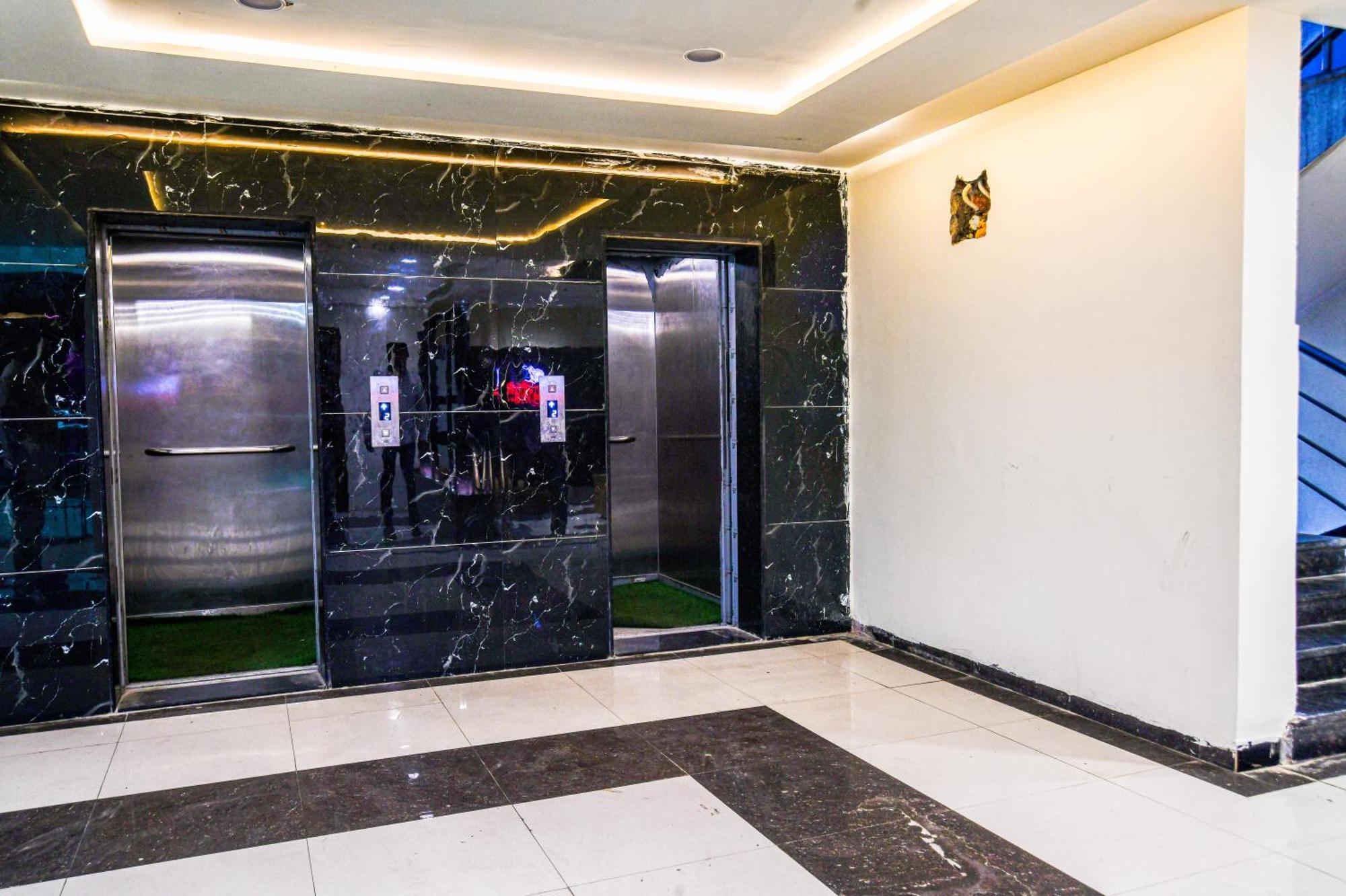 Hotel Shivlok Ujjain Dış mekan fotoğraf