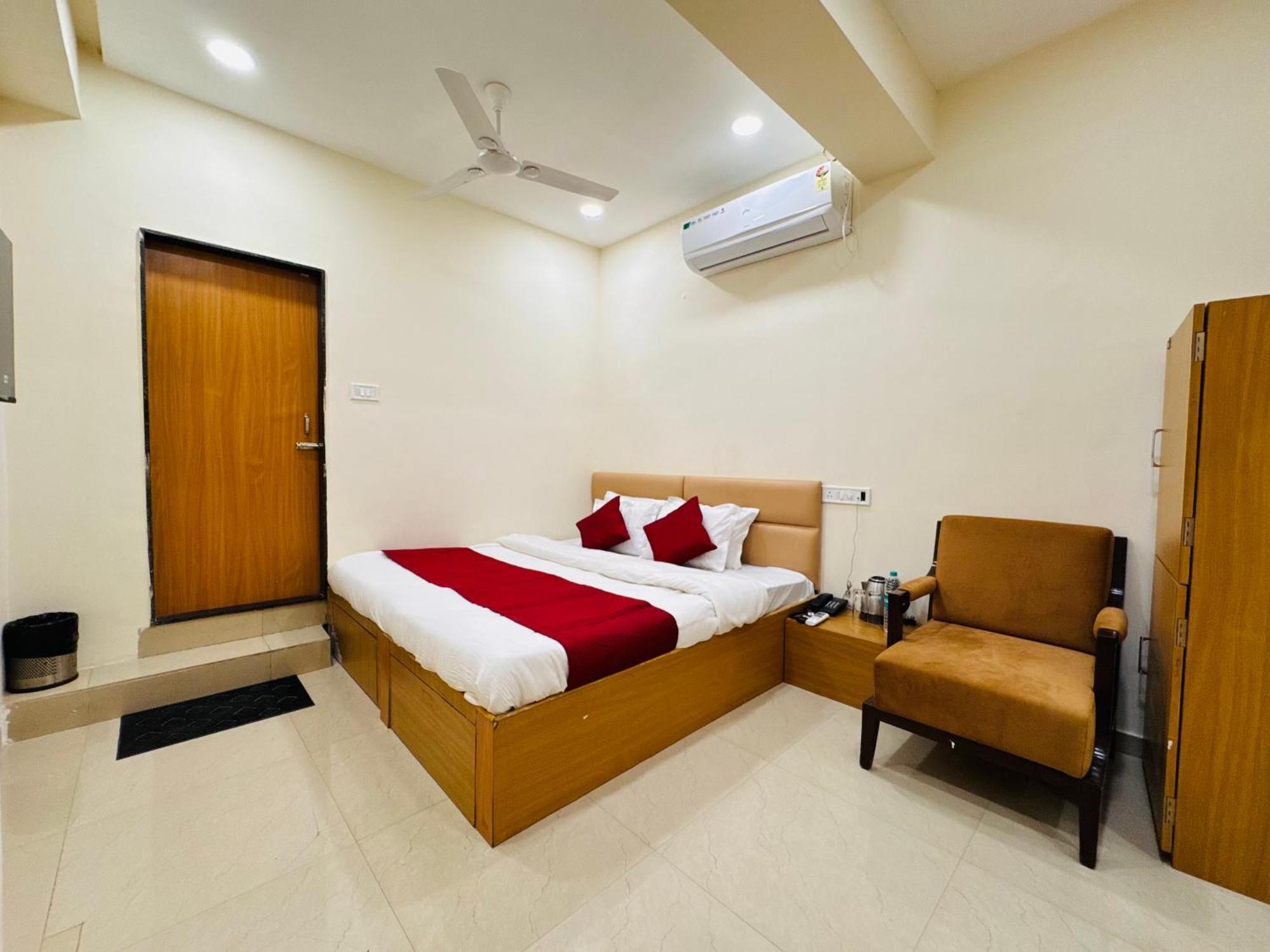 Hotel Shivlok Ujjain Dış mekan fotoğraf