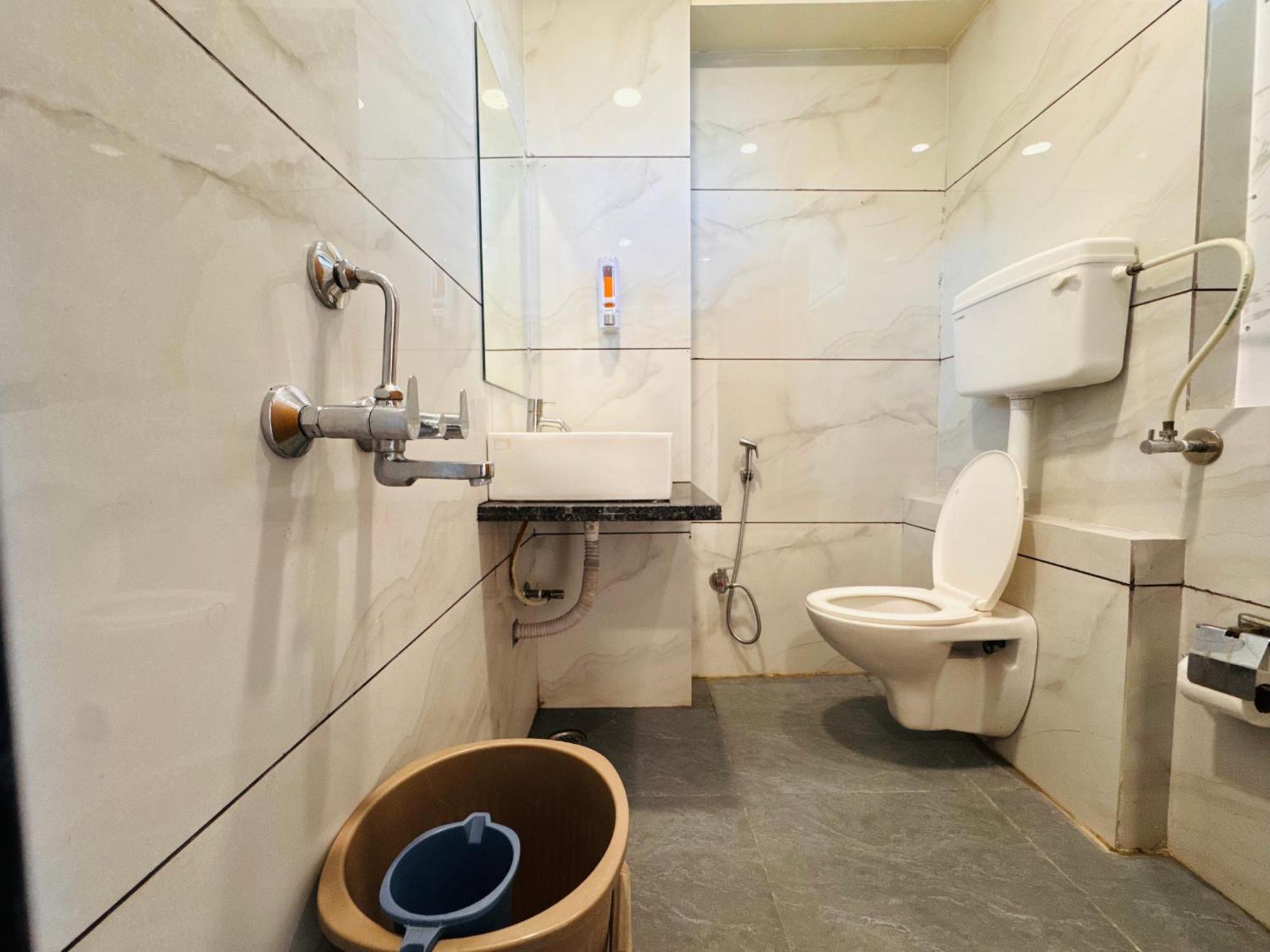 Hotel Shivlok Ujjain Dış mekan fotoğraf