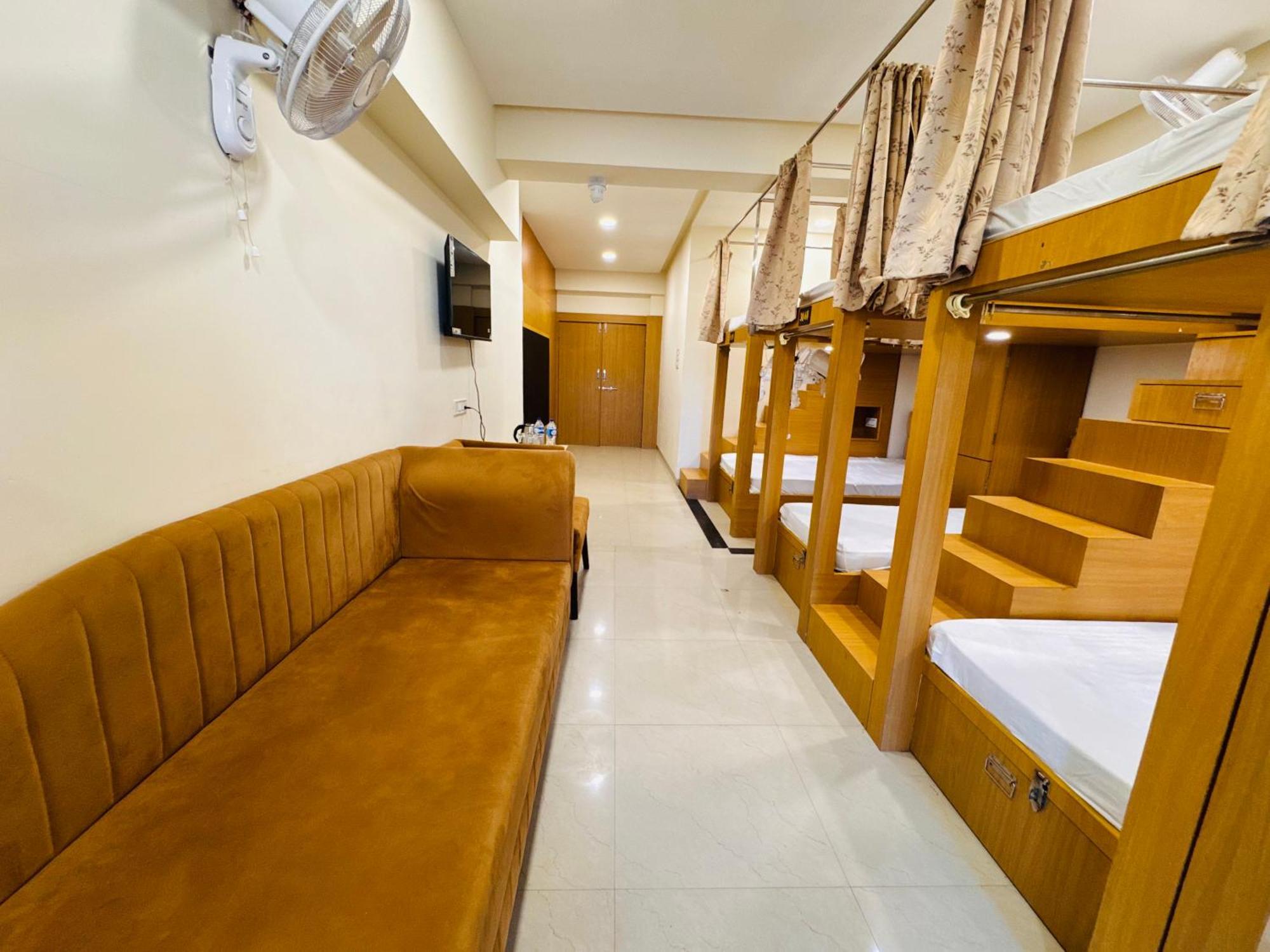 Hotel Shivlok Ujjain Dış mekan fotoğraf